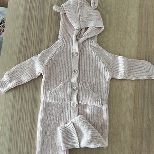 Bear Onepiece - Butterfly Fleck × 1
3-6M